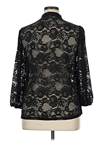 Cable & Gauge 3/4 Sleeve Blouse (view 2)