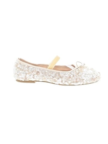 Zara Flats (view 1)