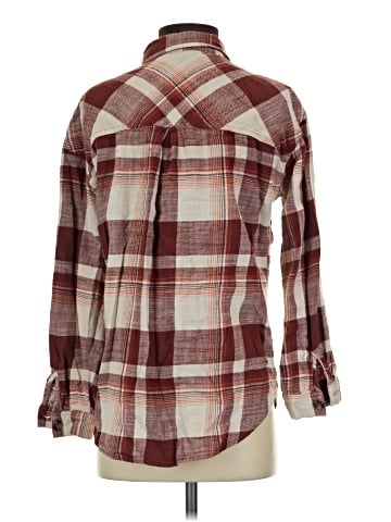 Maurices Long Sleeve Button-Down Shirt (view 2)