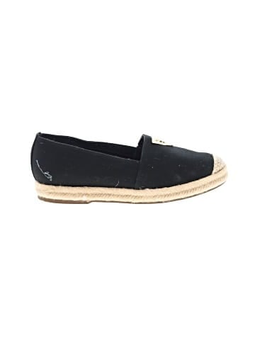Guess Flats (view 1)