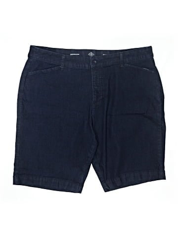 St. John's Bay Shorts (view 1)