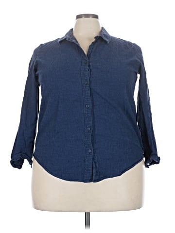 Liz Claiborne 3/4 Sleeve Button-Down Shirt (view 1)