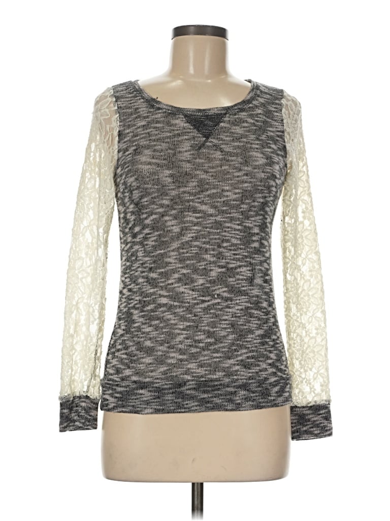 Pre-owned Daytrip Pullover Sweater In Gray