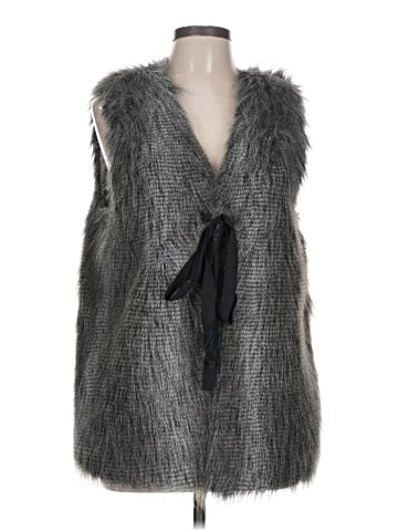 Vena Cava For Aqua Faux Fur Vest (view 1)