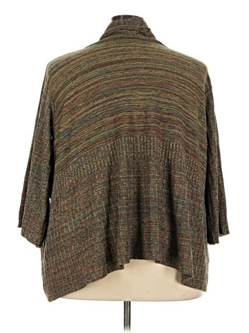 Liz & Me Poncho (view 2)