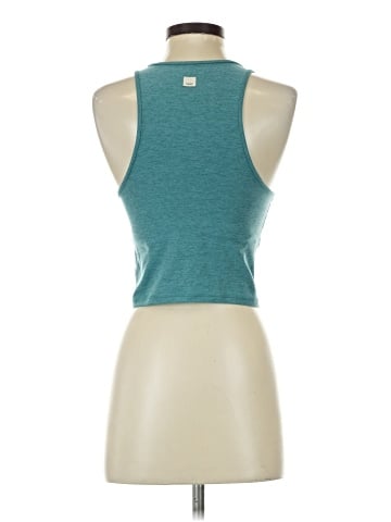 Vuori Tank Top (view 2)