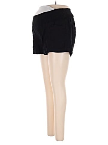 Old Navy - Maternity Shorts (view 1)