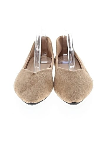 Unbranded Flats (view 2)