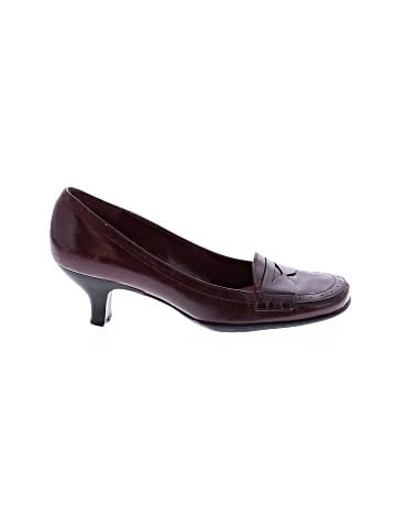 Michelle D. Heels (view 1)