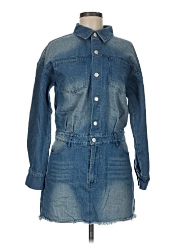 Le Lis Casual Dress (view 1)