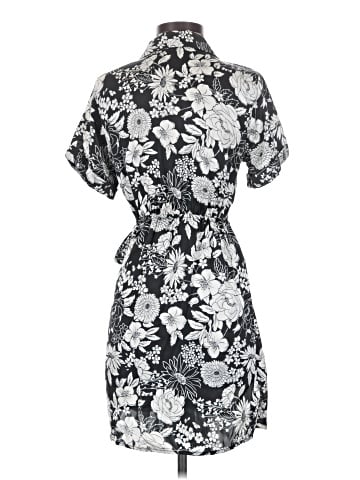 Timing Casual Dress (view 2)
