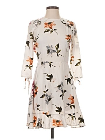 Elli White Casual Dress (view 1)