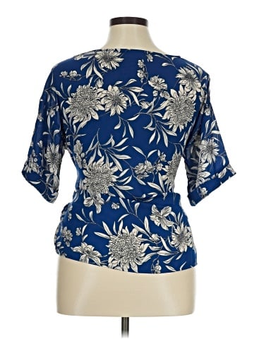 West Kei Short Sleeve Blouse (view 2)