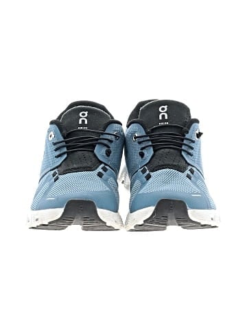 On Cloud Sneakers (view 2)