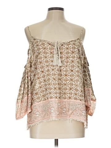Sun & Shadow 3/4 Sleeve Blouse (view 1)