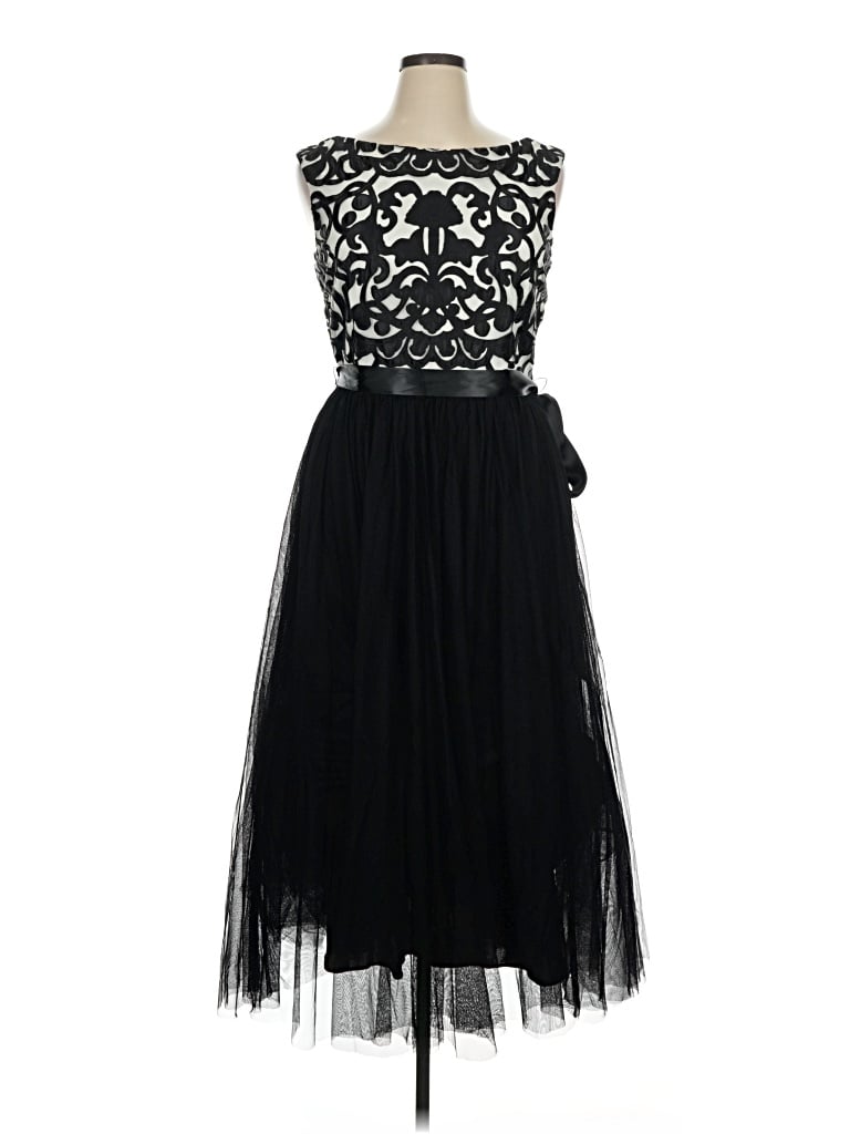 Pre-owned Betsy & Adam Cocktail Dress In Black