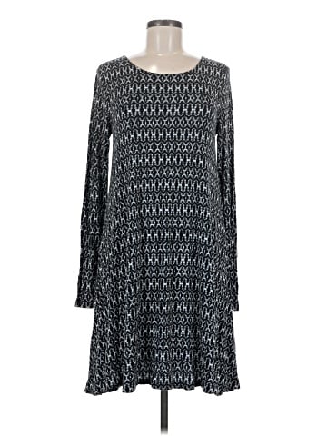 Old Navy Casual Dress (view 1)