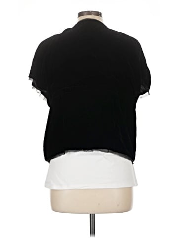 Echo Vest (view 2)