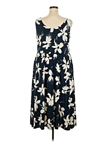 Simply Vera Vera Wang Casual Dress (view 2)