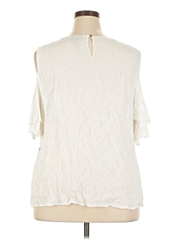 Liz Claiborne Career Sleeveless Blouse (view 2)