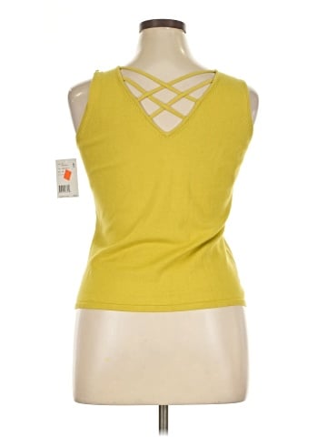 Axcess Sleeveless Top (view 2)