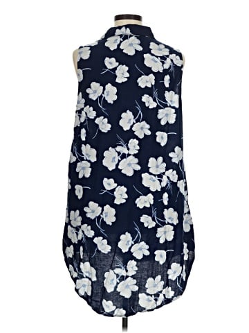 St. John's Bay Sleeveless Blouse (view 2)