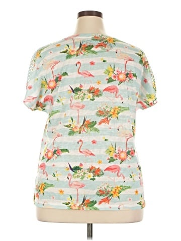 Casual Express Apparel Short Sleeve Blouse (view 2)
