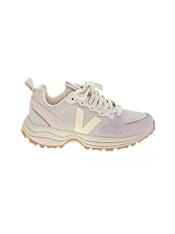 VEJA Sneakers (view 1)