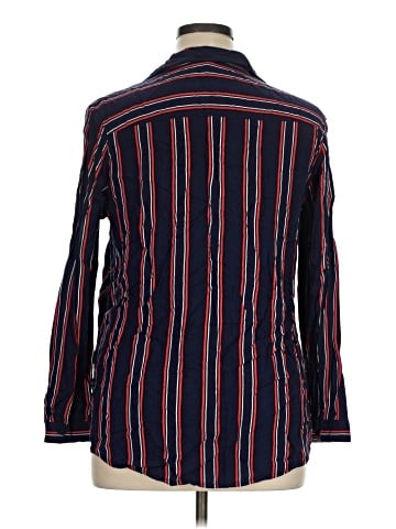 Divided by H&M Long Sleeve Button-Down Shirt (view 2)