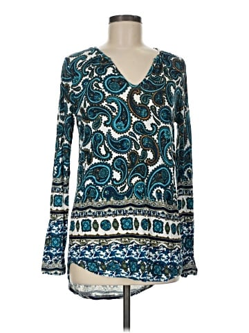 Lucy & Laurel Long Sleeve T-Shirt (view 1)