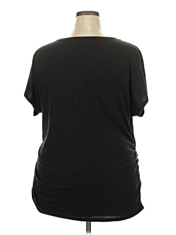 Lane Bryant Short Sleeve T-Shirt (view 2)