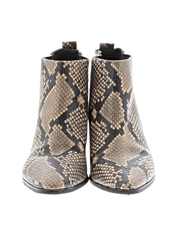 MICHAEL Michael Kors Ankle Boots (view 2)