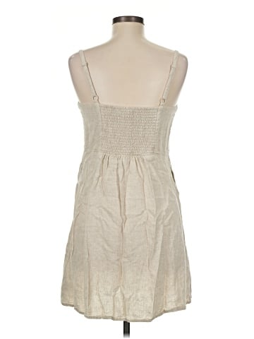 Old Navy Casual Dress (view 2)