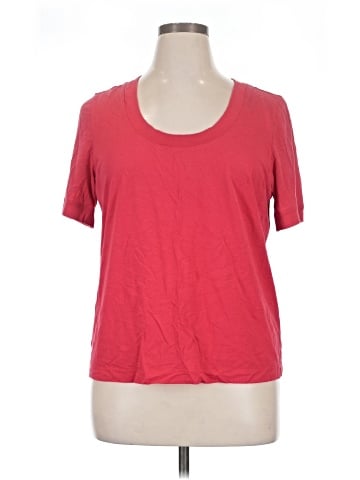 Linda Allard Ellen Tracy Short Sleeve T-Shirt (view 1)