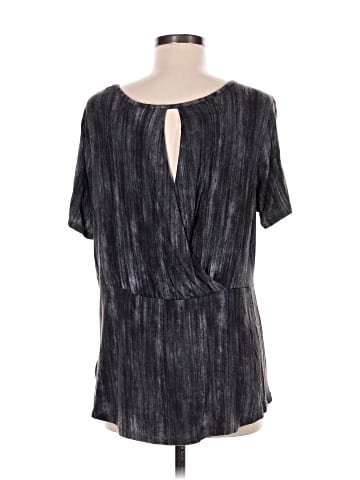 Lisa Rinna Short Sleeve Top (view 2)