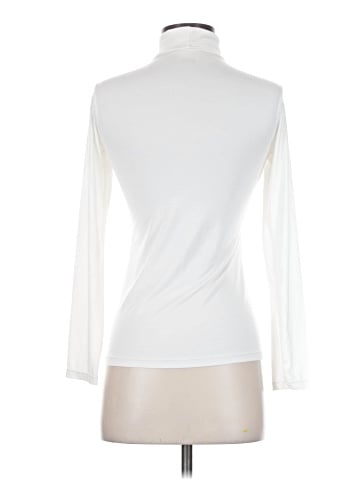 HEATTECH Long Sleeve Turtleneck (view 2)