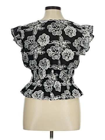 Rebellion Sleeveless Blouse (view 2)