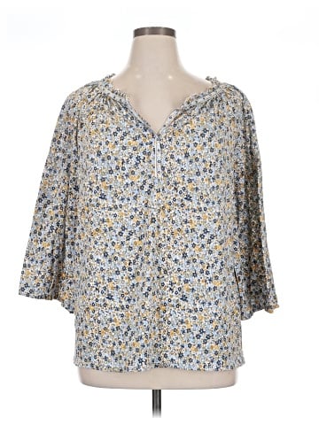 Max Studio 3/4 Sleeve T-Shirt (view 1)