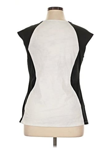 Roz & Ali Sleeveless T-Shirt (view 2)