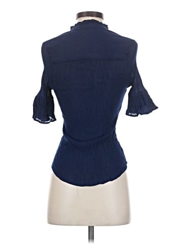 E&M Collection Short Sleeve Blouse (view 2)
