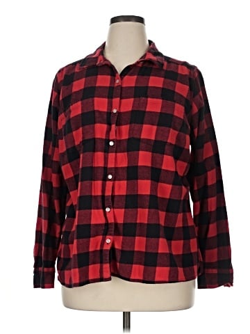 Croft & Barrow Long Sleeve Button-Down Shirt (view 1)
