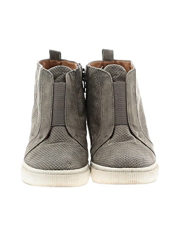 DV by Dolce Vita Ankle Boots (view 2)