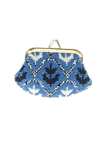 Unbranded Coin Purse (view 1)