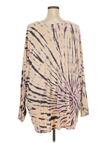 Torrid 3/4 Sleeve T-Shirt (view 2)