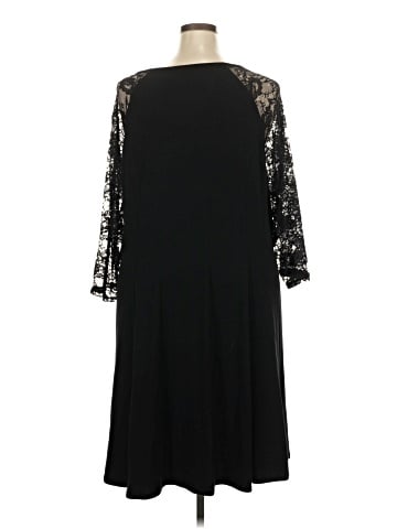 Torrid 3/4 Sleeve T-Shirt (view 2)