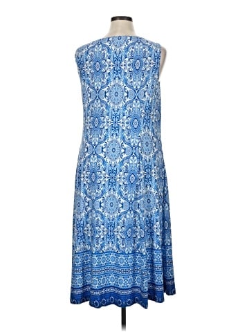 Danny And Nicole Casual Dress (view 2)