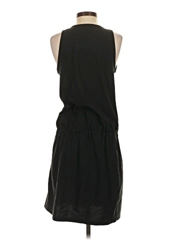 Arc'teryx Casual Dress (view 2)
