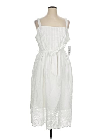 Julia Jordan Casual Dress (view 1)