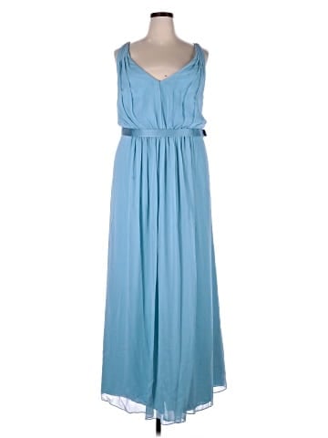 White by Vera Wang Cocktail Dress (view 1)