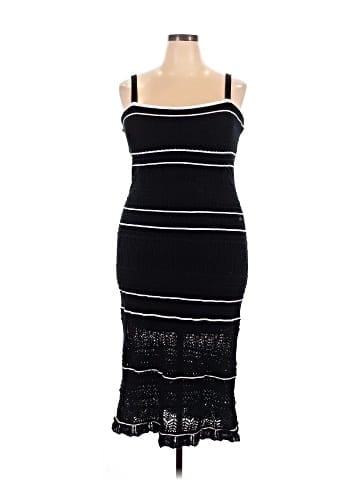 Abercrombie & Fitch Cocktail Dress (view 1)